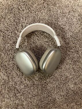 Apple AirPods Max
